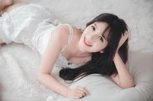 Dì Huyền Dâm Dục